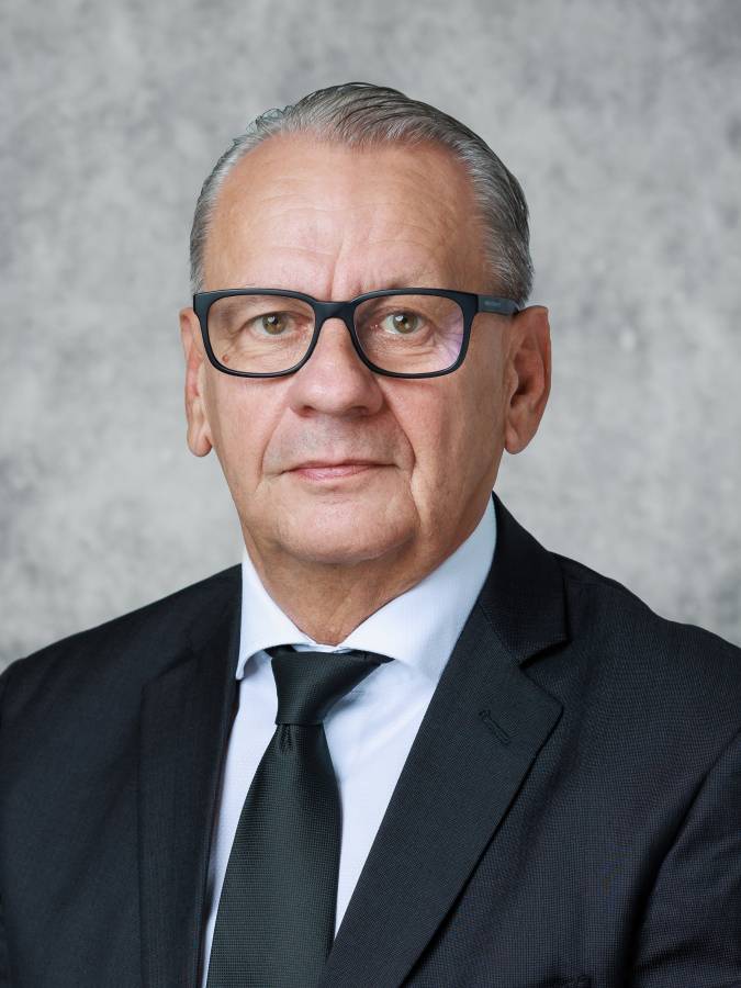 Bauer László.jpg